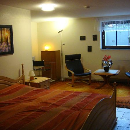 Messezimmer Ратинген Экстерьер фото