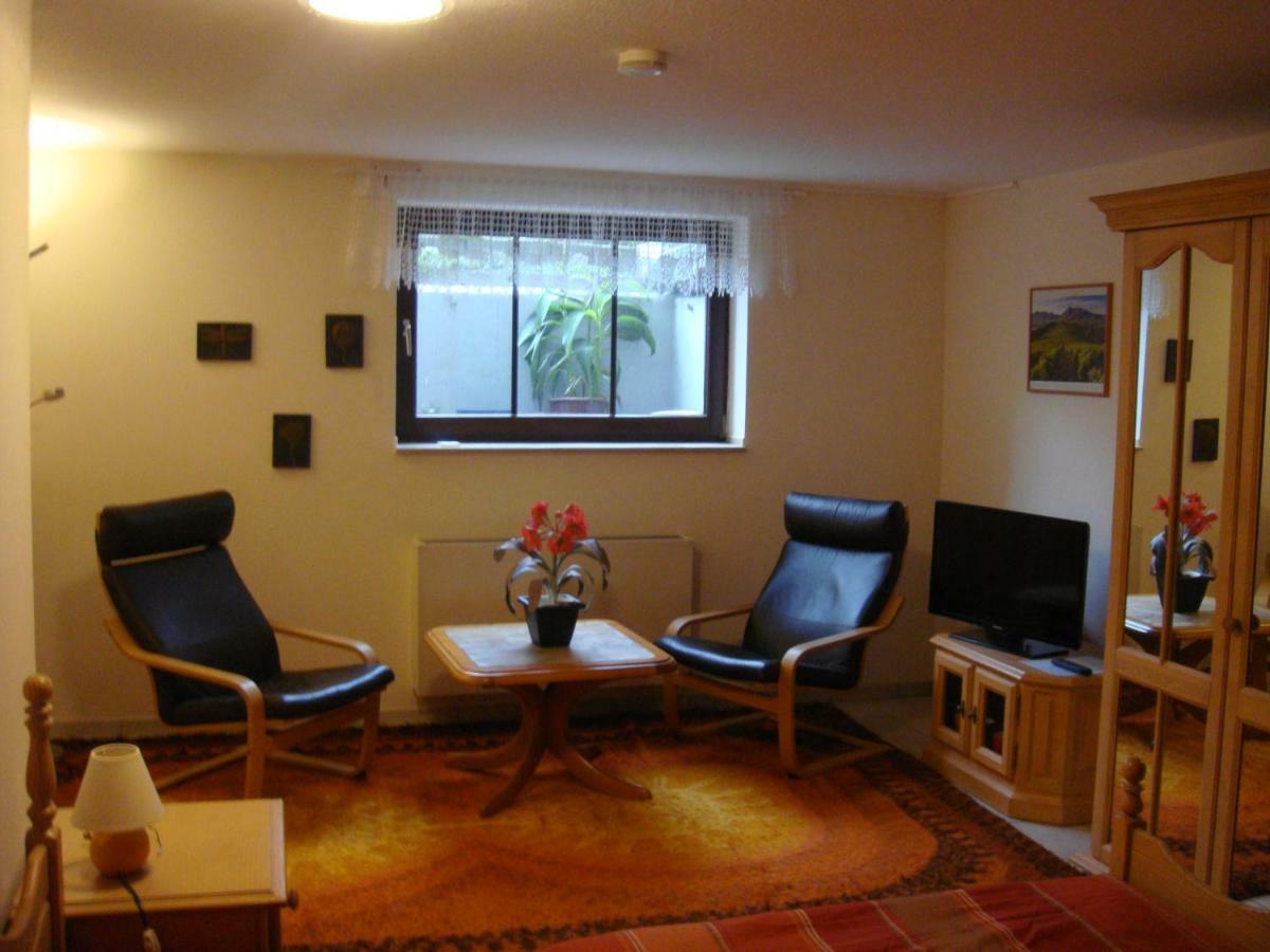 Messezimmer Ратинген Экстерьер фото